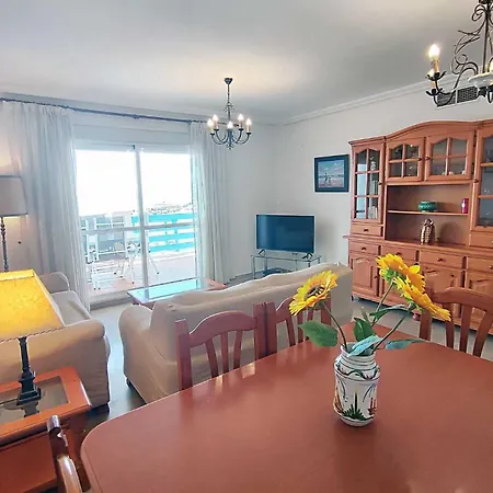 דירה El Faro 3 *